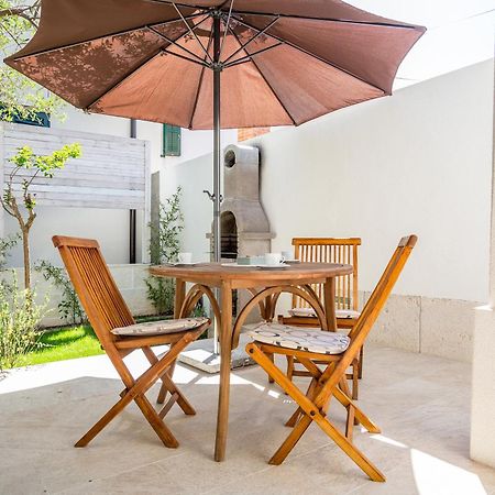 Zlatni Bol Apartments Phòng bức ảnh