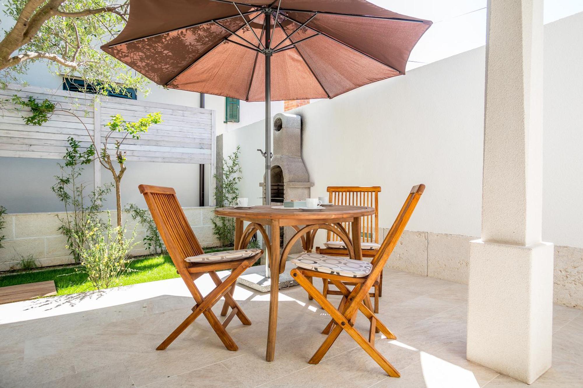 Zlatni Bol Apartments Phòng bức ảnh