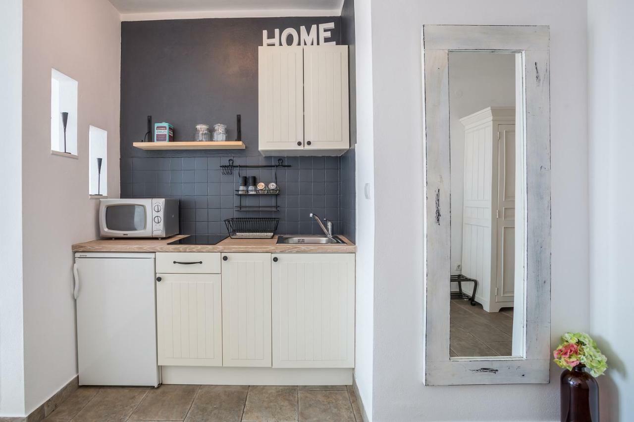Zlatni Bol Apartments Ngoại thất bức ảnh